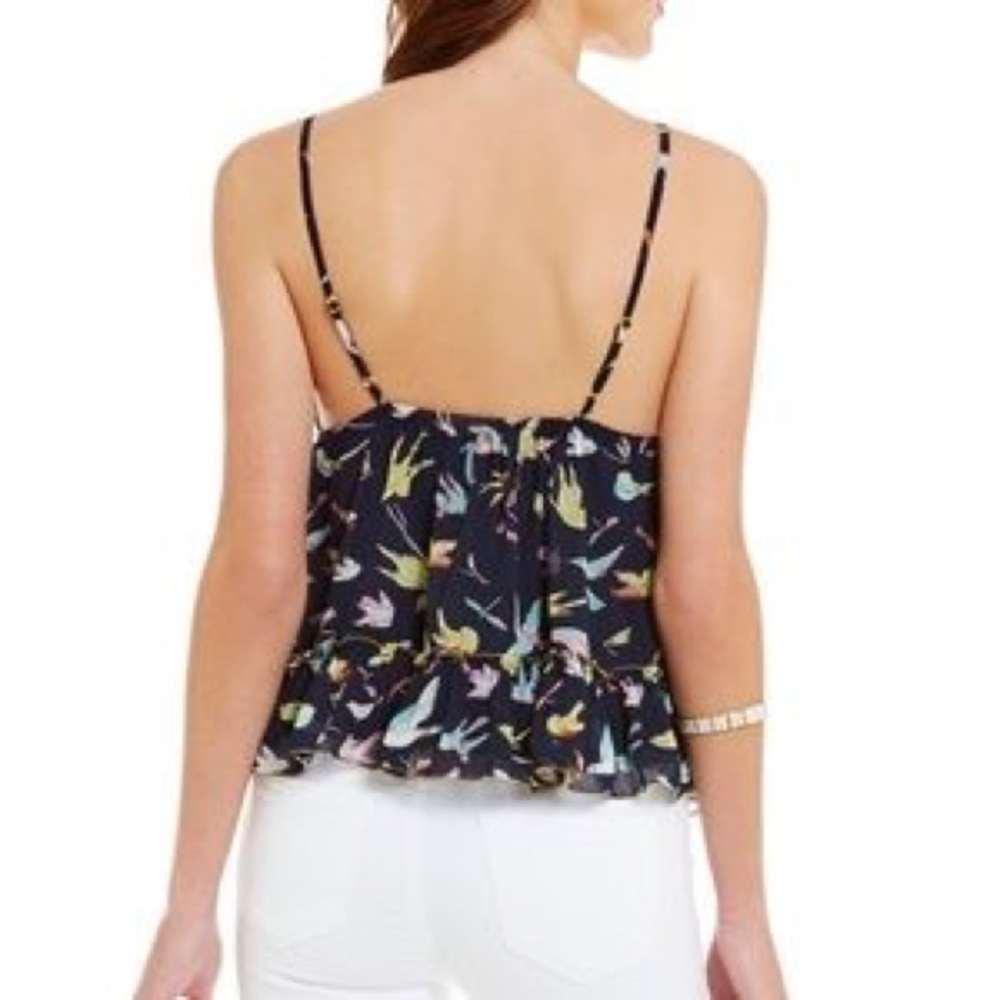 🦋Chelsea & Violet sleeveless crochet bird print - Picture 3 of 8
